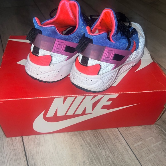 Nike Air Huarache Utility Premium Safari Mens Sneakers Size 13 White Blue Pink - Picture 5 of 8